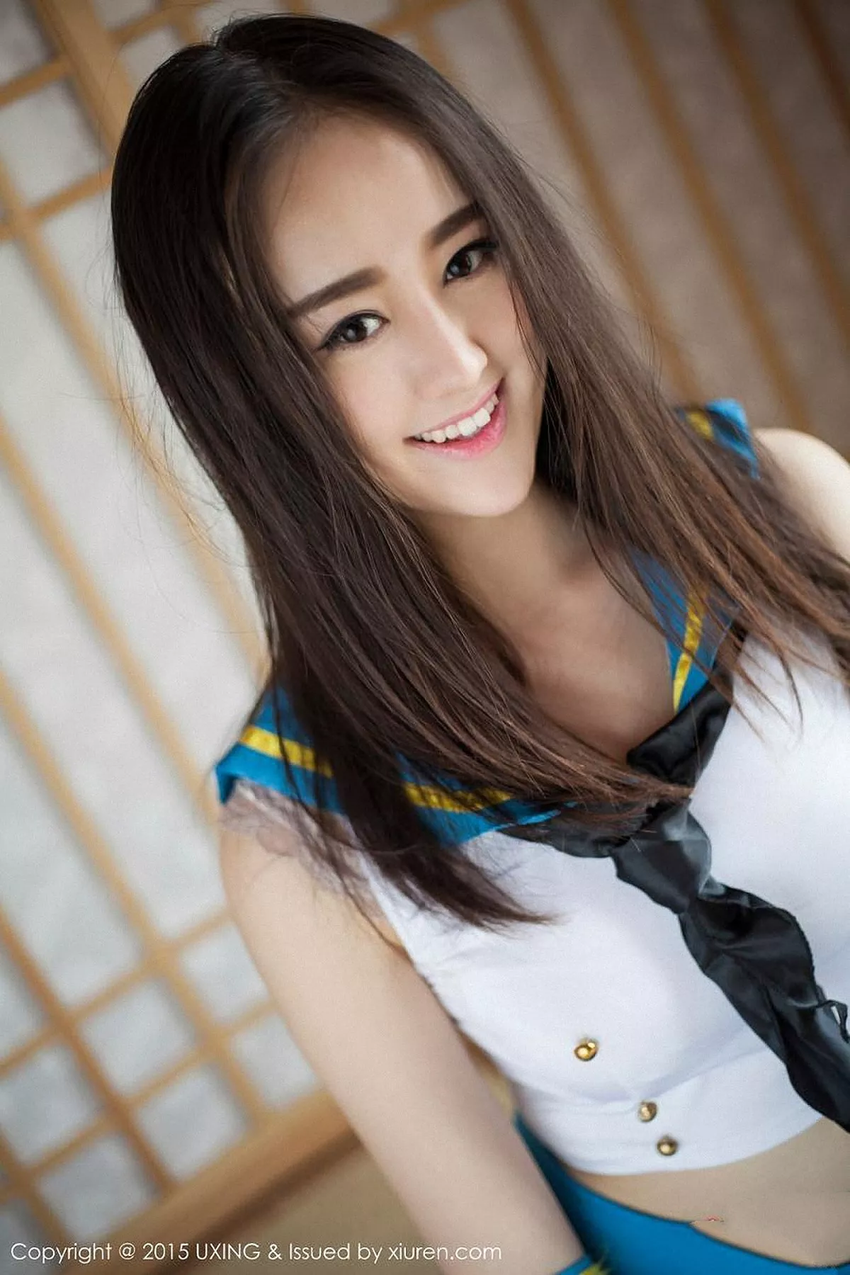 王朝朝写真