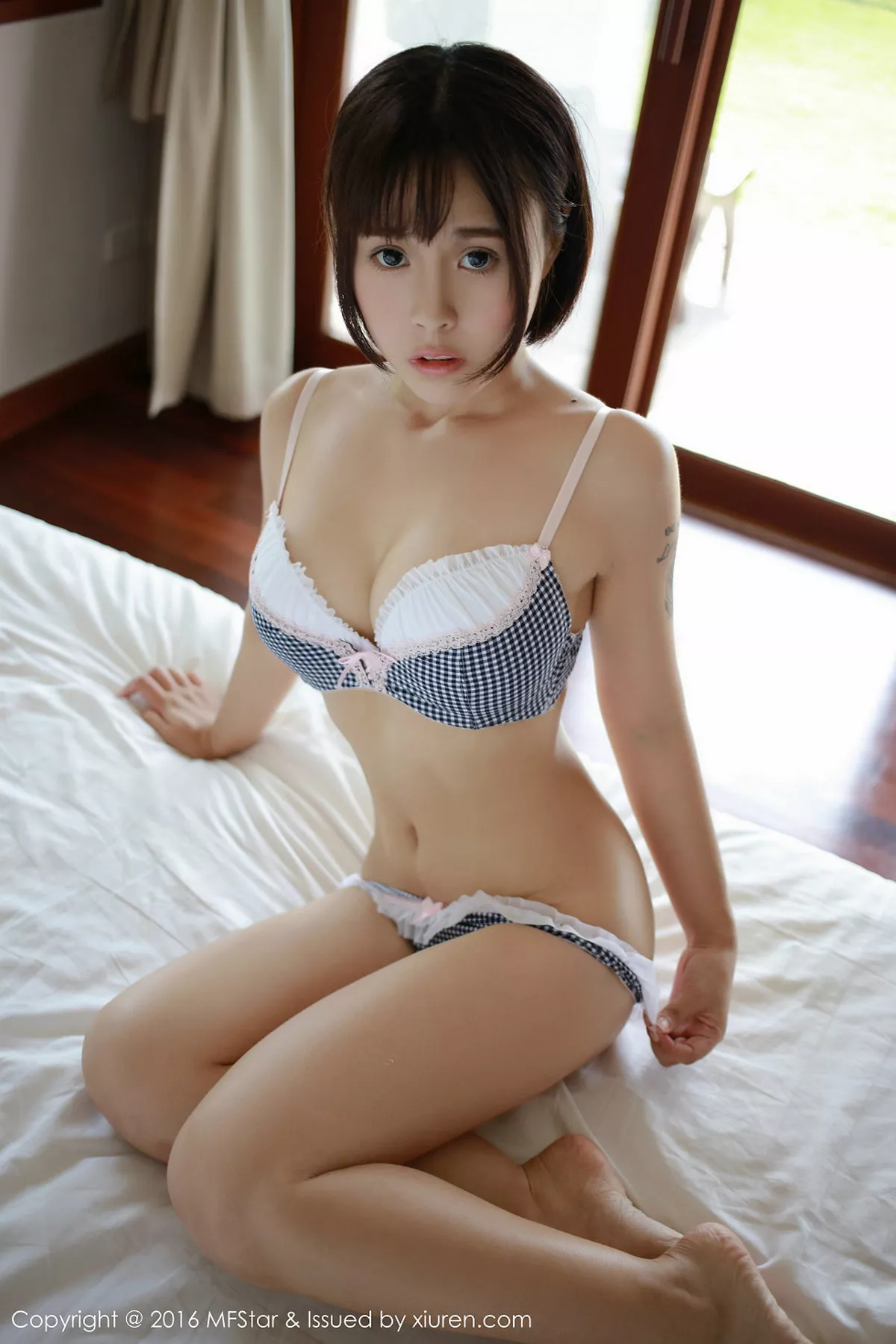 Evelyn艾莉写真