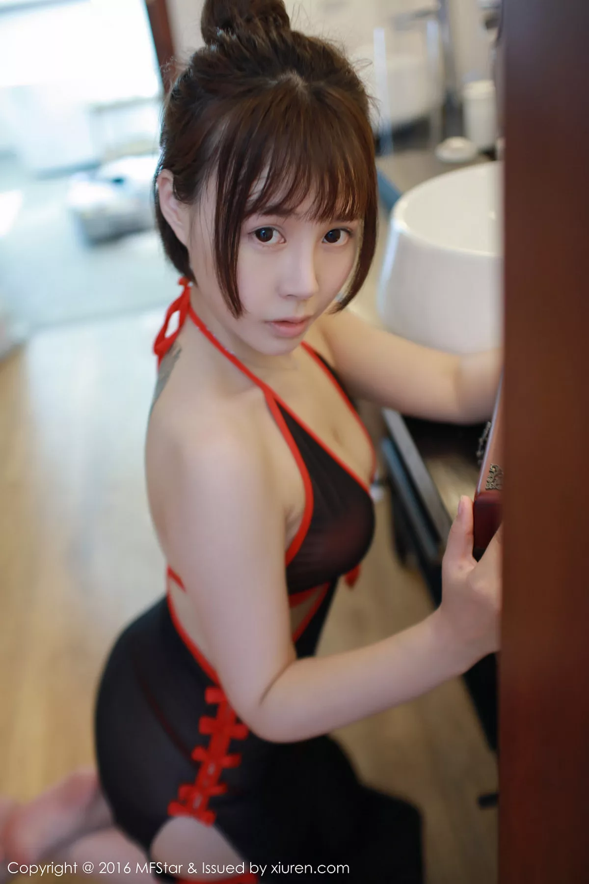 Evelyn艾莉写真