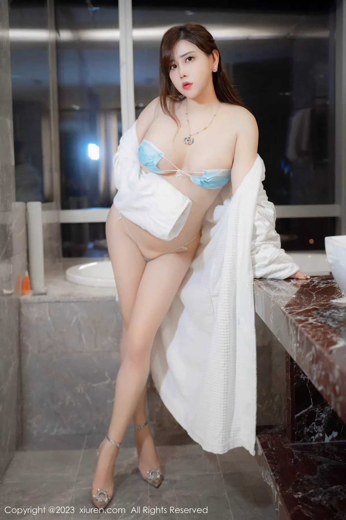 王婉悠写真