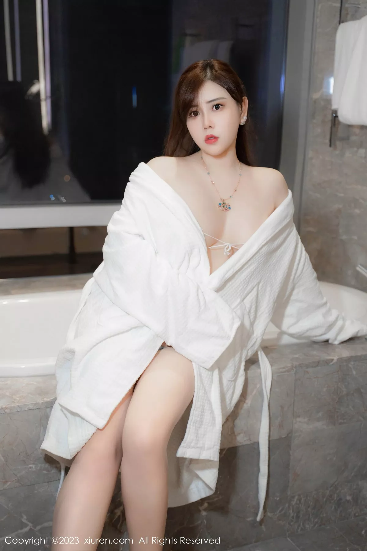 王婉悠写真