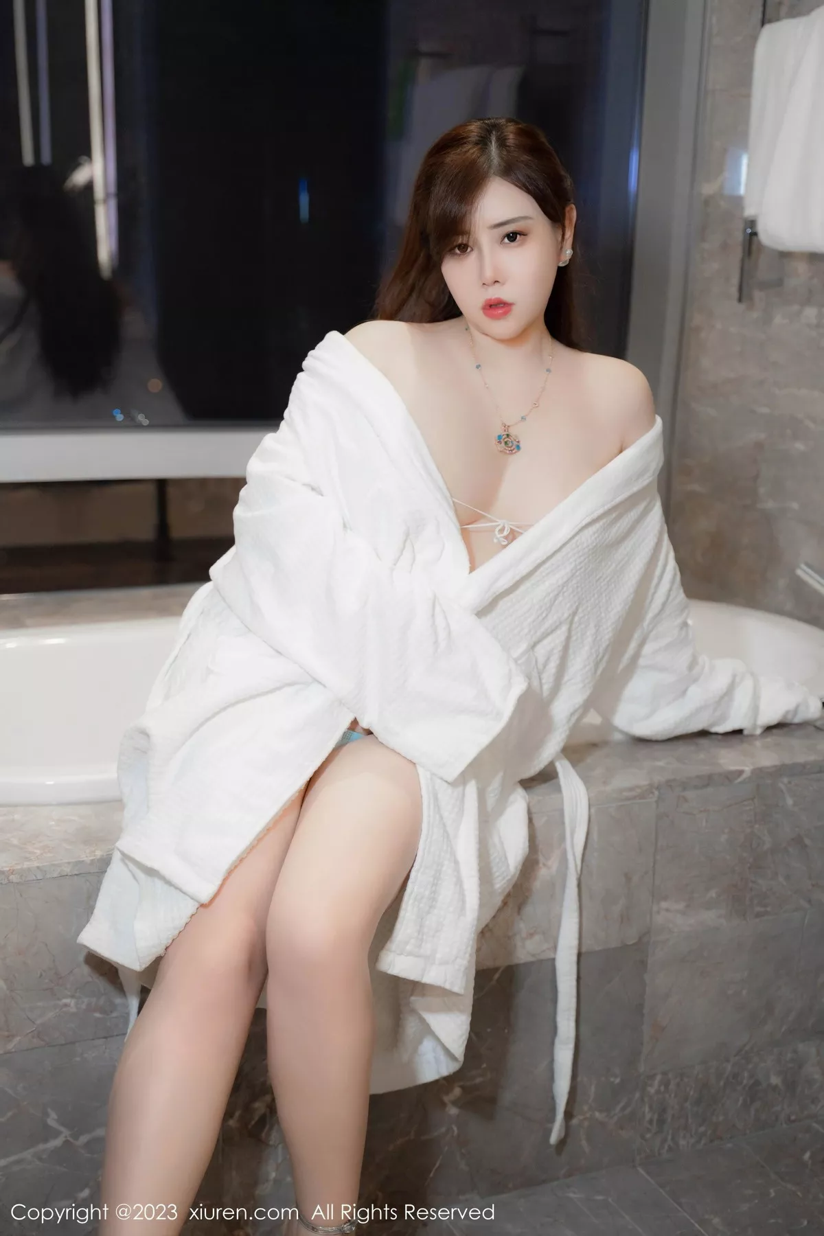 王婉悠写真