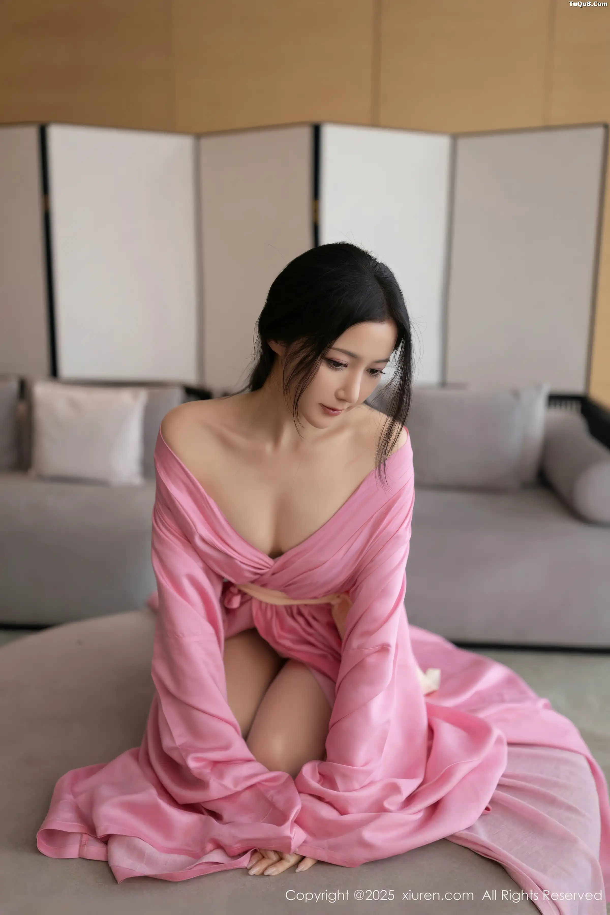 秀人集.com_[XiuRen秀人网]No.11049_模特鱼子酱Fish性感粉色月影纱配超薄肉丝秀曼妙身姿诱惑写真82P