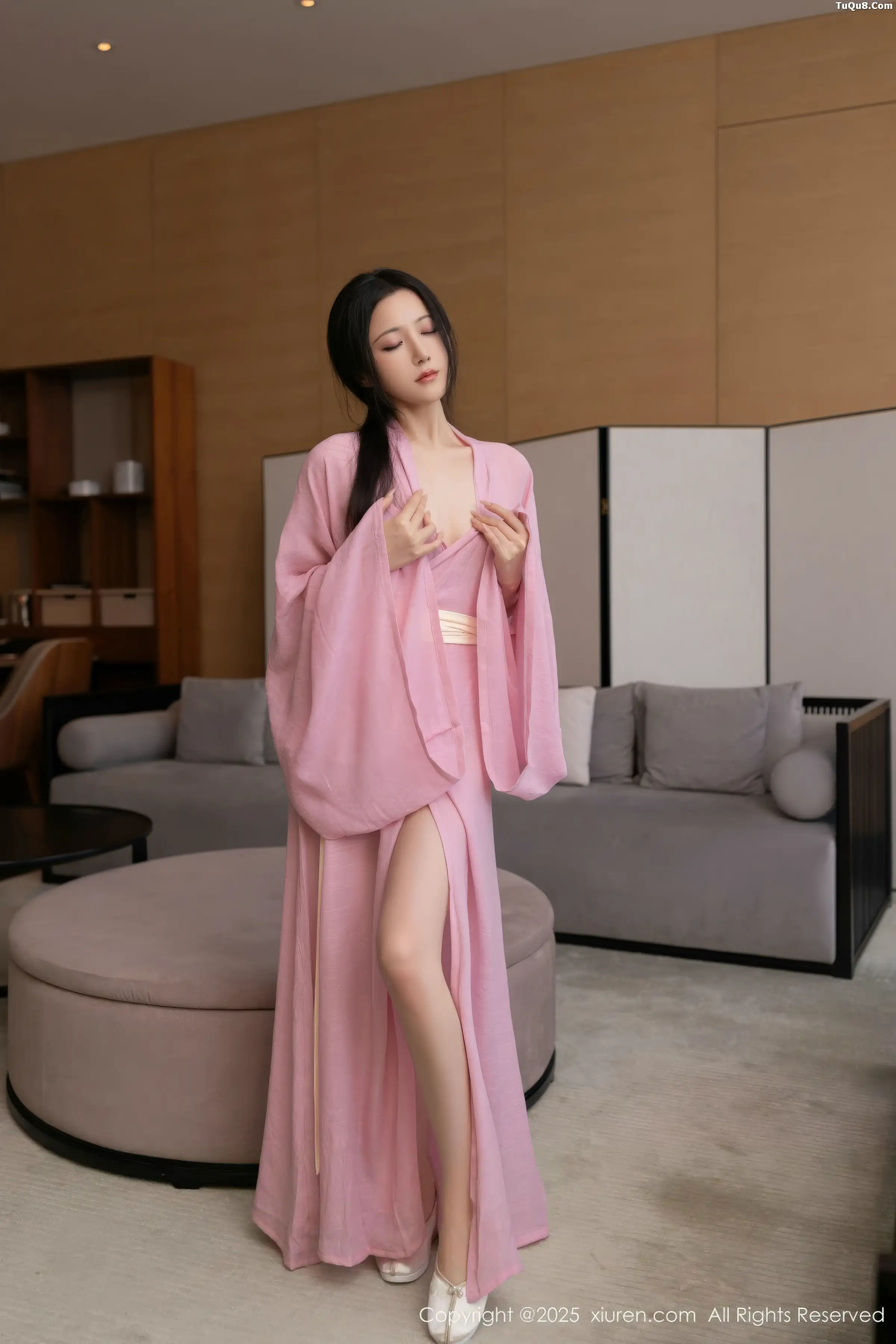 秀人集.com_[XiuRen秀人网]No.11049_模特鱼子酱Fish性感粉色月影纱配超薄肉丝秀曼妙身姿诱惑写真82P