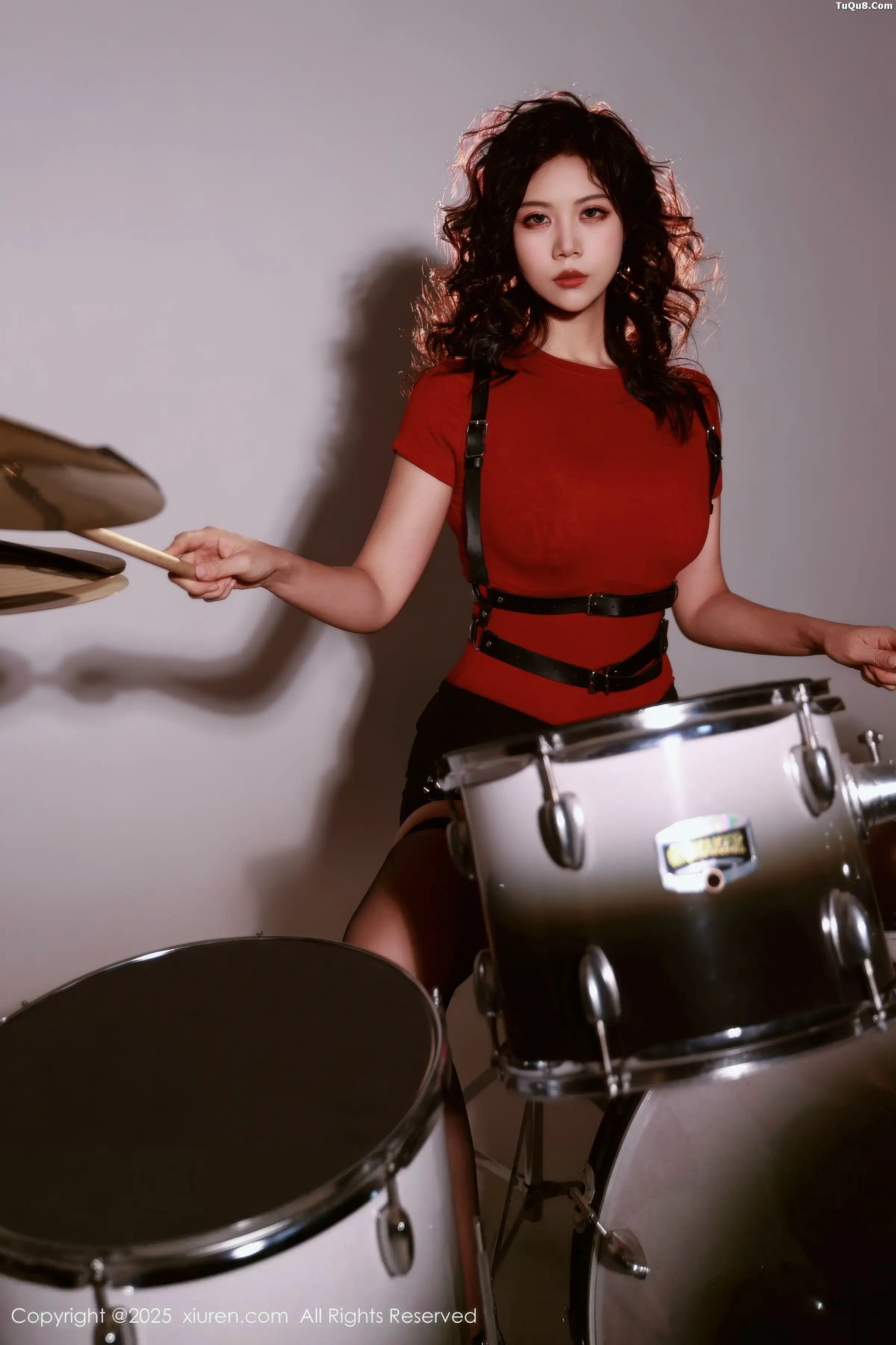 秀人集.com_[XiuRen秀人网]No.11066_模特玫瑰我爱你性感黑色皮质服饰配黑丝吊袜秀凹凸身材诱惑写真85P