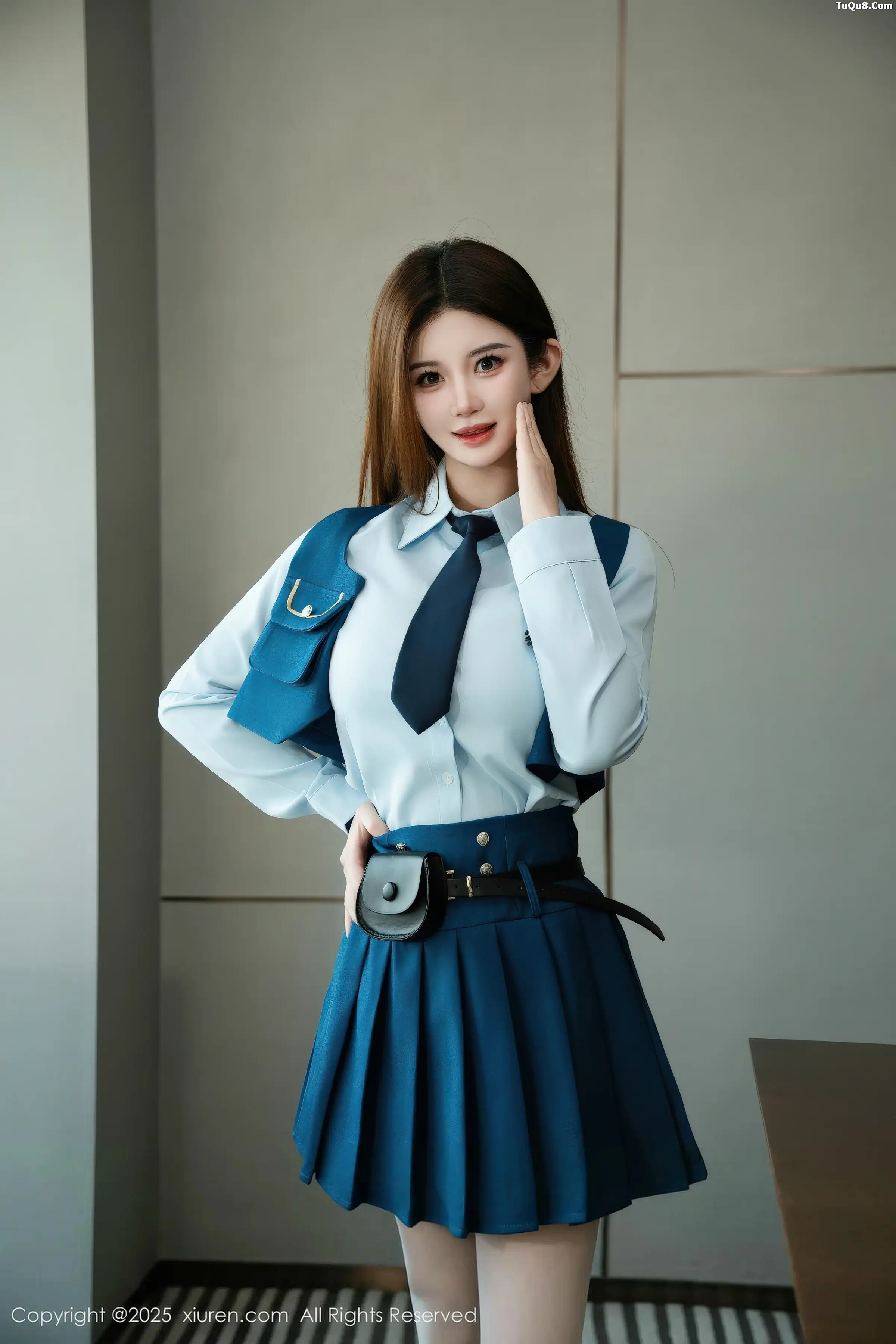 秀人集.com_[XiuRen秀人网]No.11141_模特苏甜橙子性感JK制服短裙配白色丝袜秀凹凸身材撩人诱惑写真50P