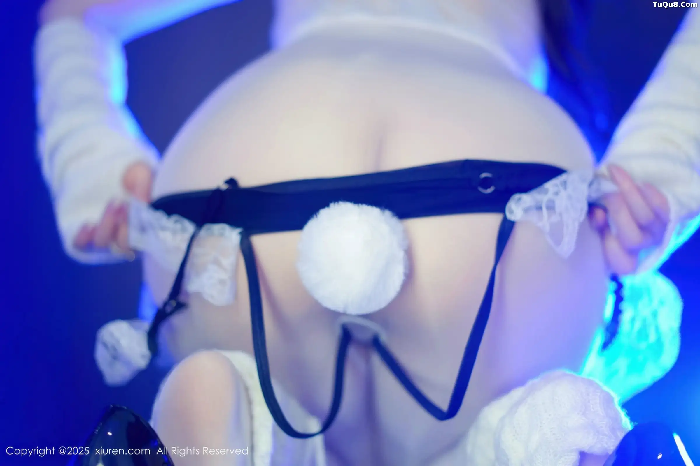 秀人集.com_[XiuRen秀人网]No.11152_模特Twins-桃桃性感女仆装扮配白色丝袜秀完美身材撩人诱惑写真77P