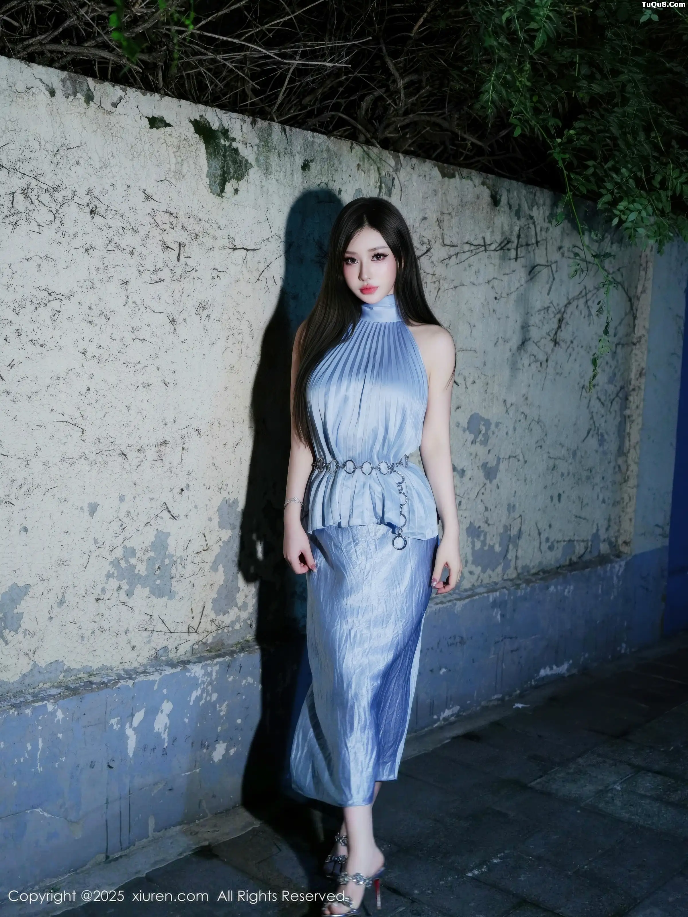 秀人集.com_[XiuRen秀人网]No.11153_模特蕾蕾醒了没性感黑色情趣内衣配魅惑黑丝秀丰腴身材诱惑写真77P